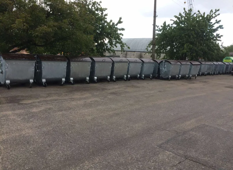 PrJSC "Barskyi mashinobudovny zavod" shipped the first batch of Euro-containers for the needs of the Vinnytsia City Council