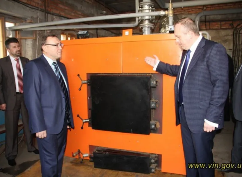 Valery Koroviy, using the example of Bar district, introduced the heads of district state administrations and district councils of the region to the possibilities of territorial development
